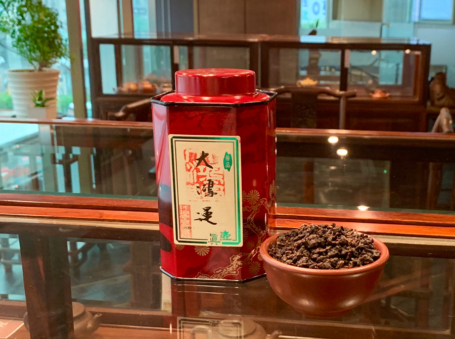 琥珀老岩茶系列~極品烏金‧大鴻運(窖藏近30年~陳年高峰高冷地岩茶)